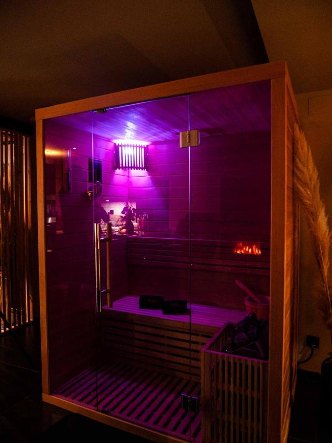 Douceur Du Charme - Love-Room A Charmes Entre Epinal Et Nancy Dış mekan fotoğraf